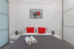 Classic-Apartment, Stadtblick | Bügeleisen/Bügelbrett, kostenloses WLAN