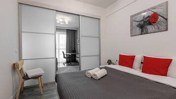 Apartamento clásico, vistas a la ciudad | Tabla de planchar con plancha y wifi gratis