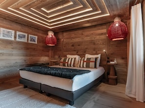 5 bedrooms, free WiFi