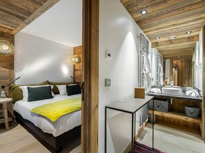 2 bedrooms, free WiFi