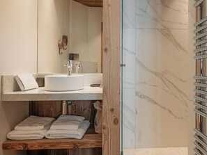 Hair dryer, towels - Cozy penthouse with 4 bedrooms at the foot of the slopes (Val-d'Isère)