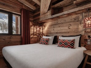 4 bedrooms, free WiFi - Cozy penthouse with 4 bedrooms at the foot of the slopes (Val-d'Isère)