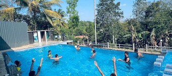 瓦亞納德景觀度假村