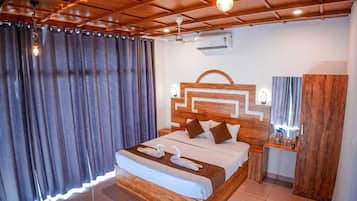 Quarto casal luxo | Wi-Fi de cortesia