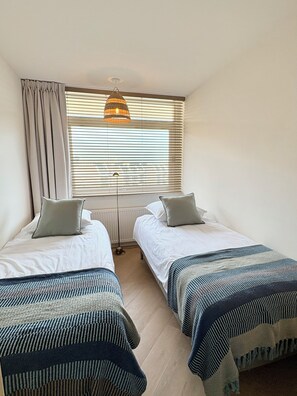 3 Schlafzimmer, Bügeleisen/Bügelbrett, Reisekinderbett, WLAN