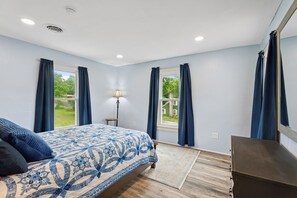 4 chambres, fer et planche à repasser, Wi-Fi gratuit, draps fournis