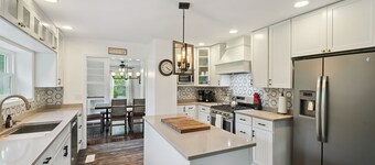 A peaceful retreat just off the Seneca Lake Wine Trail—close to 20+ wineries and Smith Park’s lakeside fun.