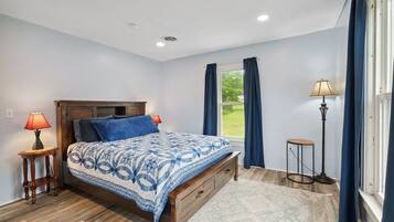 4 habitaciones, tabla de planchar con plancha y wifi gratis