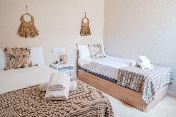 6 bedrooms, iron/ironing board, free WiFi, bed sheets