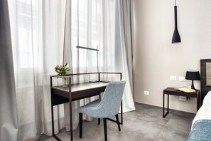 Lägenhet Deluxe | Skrivbord, arbetsyta för laptop, gratis wi-fi och sängkläder