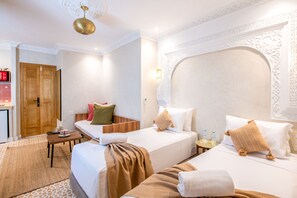 1 chambre, fer et planche à repasser, Wi-Fi gratuit, draps fournis