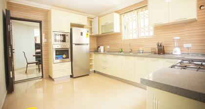 Accra Luxury Apartment at East Legon