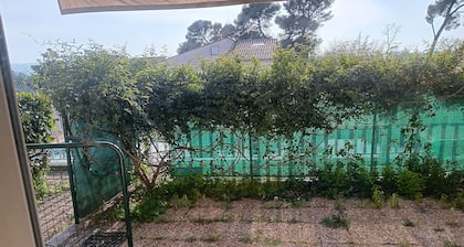 Rental Semi-detached house