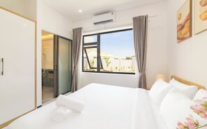 6 bedrooms, iron/ironing board, free WiFi, bed sheets - Private Pool Villa in Nature with Sunlight / Large Pool / Free Pickup / BBQ (Đà Nẵng)