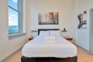 10 bedrooms, iron/ironing board, WiFi, bed sheets