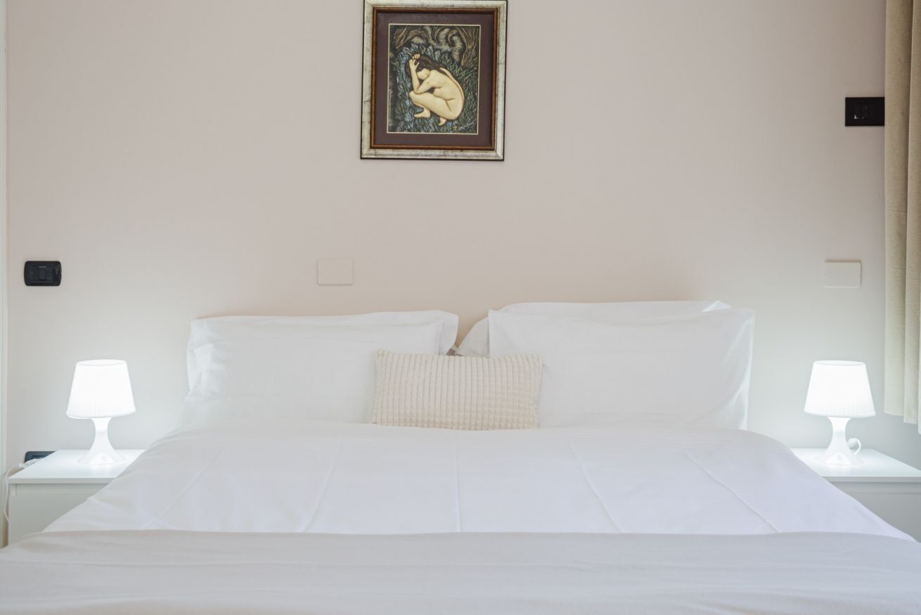 1 chambre, fer et planche à repasser, Wi-Fi gratuit, draps fournis