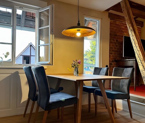 Apartment 'Klein' mit Gemeinschaftsgarten und WLAN