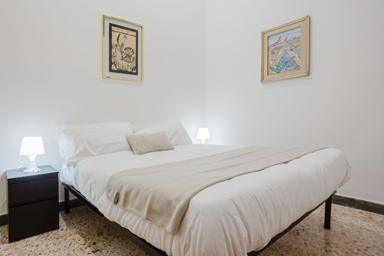 2 chambres, fer et planche à repasser, accès au Wi-Fi (inclus)