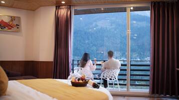 Honeymoon Room | Balcony view