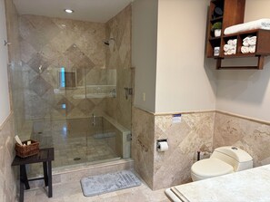 Hair dryer, towels, soap, shampoo - Luxurious Beachfront Villa with Stunning Sea Views, Modern Amenities -New Owners (Los Barriles)
