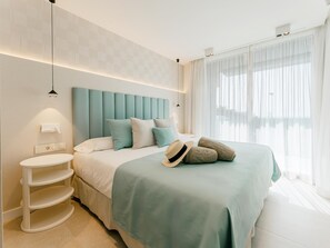 3 habitaciones, tabla de planchar con plancha y acceso a internet