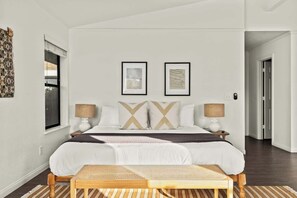 6 habitaciones, tabla de planchar con plancha, wifi y ropa de cama 