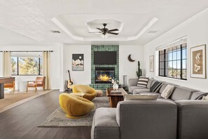 TV, fireplace, offices