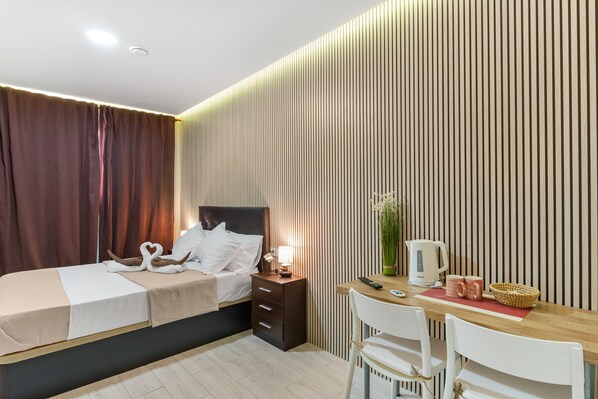 1 bedroom, WiFi, bed sheets