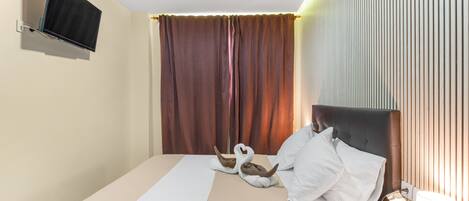 1 habitación, wifi y ropa de cama