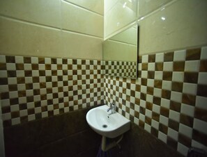 Habitació estàndard | Bany | Tovalloles 