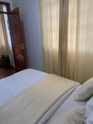 Comfort Apartment, Balcony, Garden View | Iron/ironing board, free WiFi - Karen Brooks View Palace Apartments (Nairobi)