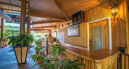 Peaceful Nature Retreat in a Scenic Ocean Front Hotel | Free Parking