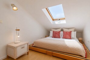 1 bedroom, desk, iron/ironing board, travel cot