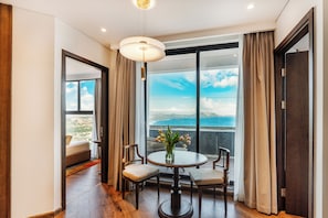 Apartment, 2 Bedrooms, Private Pool, Beach View | Living area