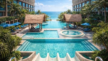 4 Außenpools, Sonnenschirme, Liegestühle