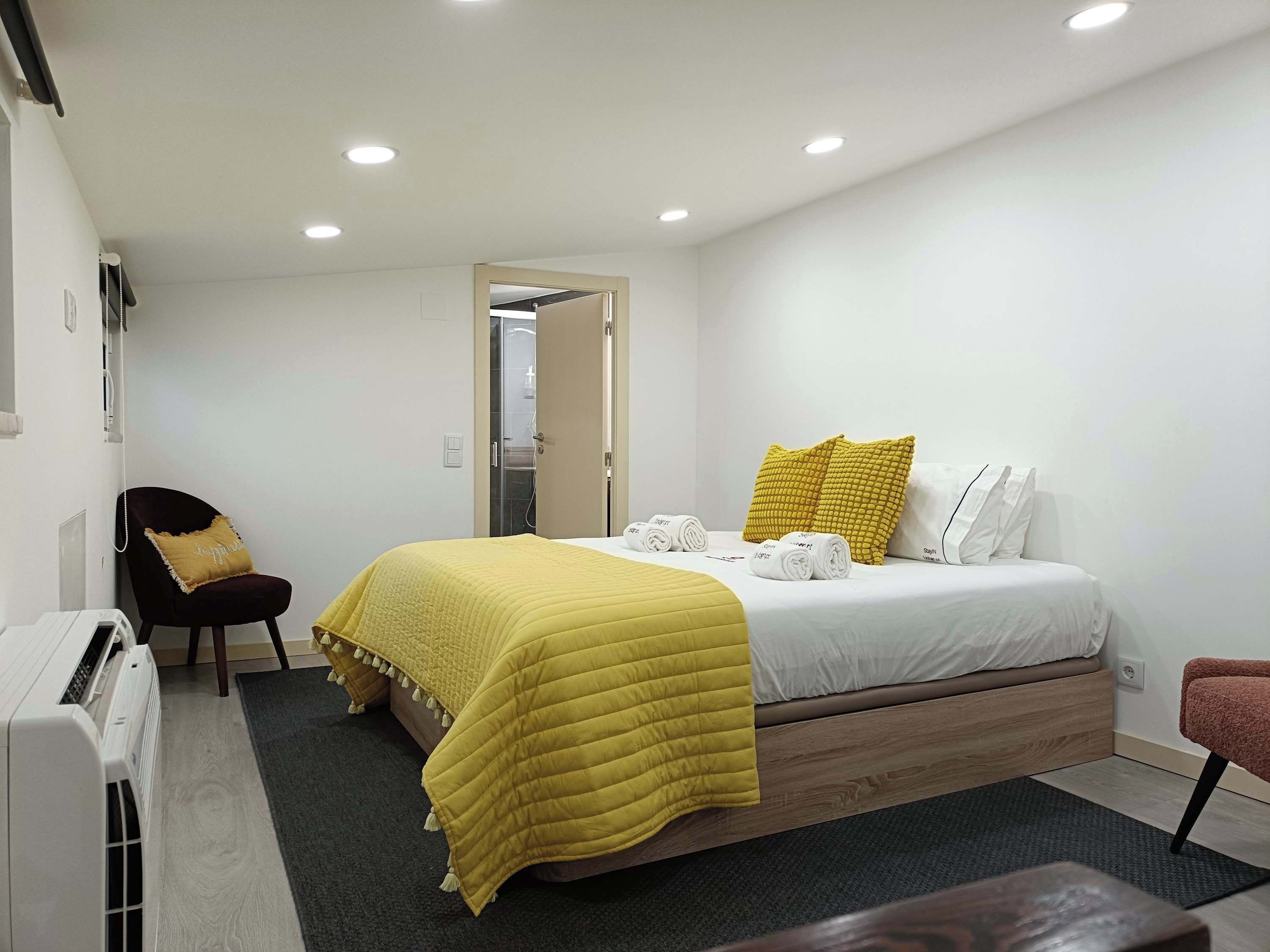 2 chambres, fer et planche à repasser, lit parapluie, Wi-Fi