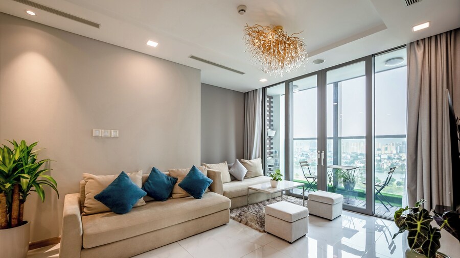 Luxury Landmark 81 Urban Riverside