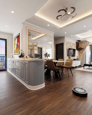 Appartement Panoramique, 2 chambres, balcon, vue ville | Cuisine privée | Réfrigérateur, micro-ondes, plaque de cuisson