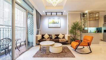 Ropa de cama hipoalergénica, minibar y decoración personalizada