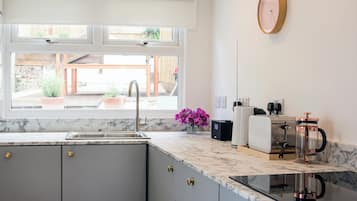 Microwave, oven, dishwasher