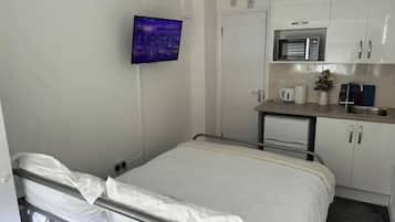 1 Schlafzimmer, Bügeleisen/Bügelbrett, WLAN, Bettwäsche