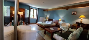 Suite Comfort, amb bany privat, vistes al parc (L'Océane) | Decoració individual, mobiliari individual i escriptori