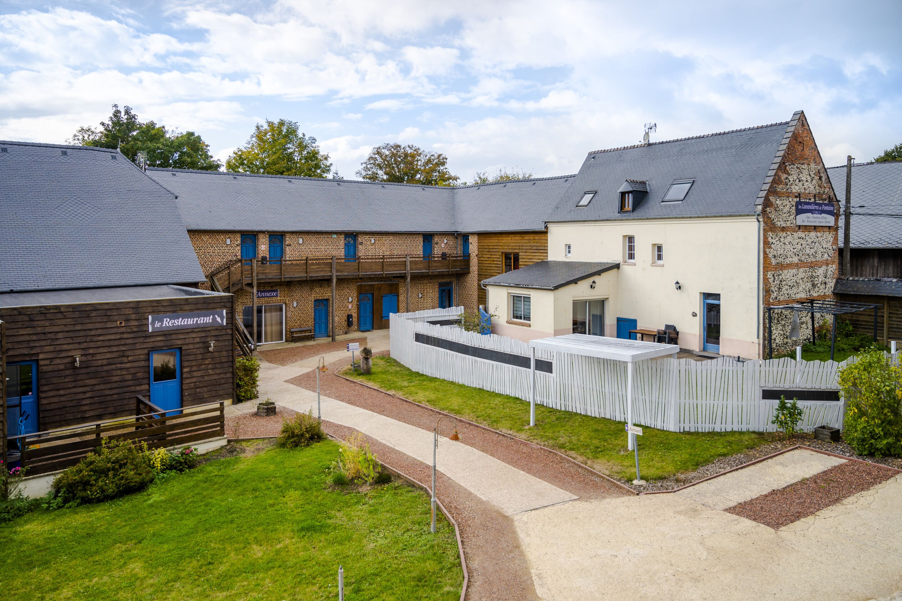 Entrée de l’hébergement