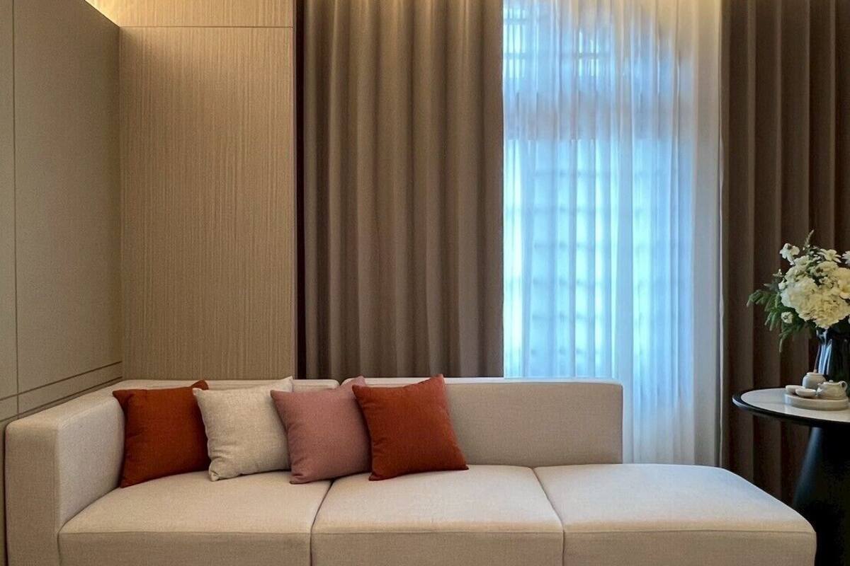 Executive Suite | Rideaux d’obscurcissement, système d’insonorisation