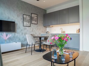 Superior Apartment, City View | Living area