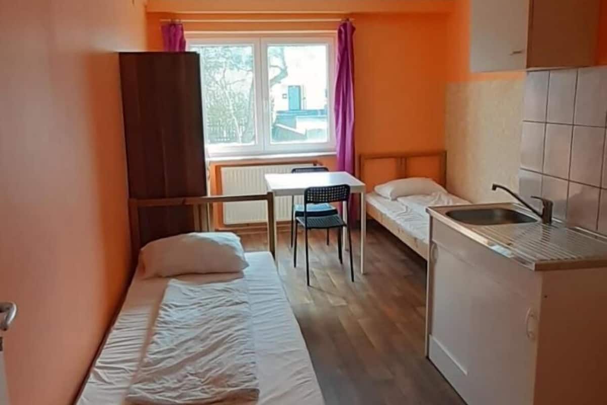 Individually furnished, iron/ironing board, free WiFi