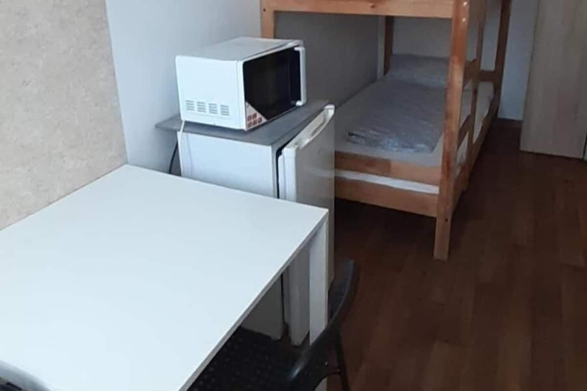 Individually furnished, iron/ironing board, free WiFi