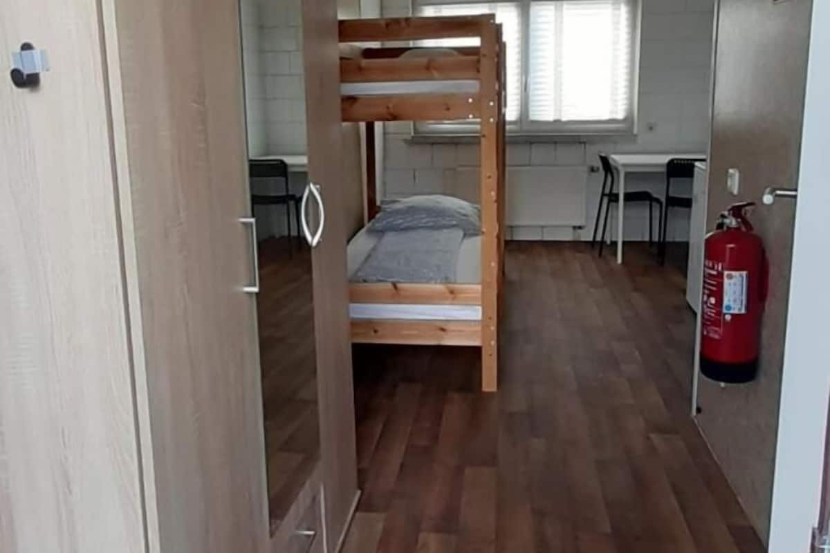 Individually furnished, iron/ironing board, free WiFi