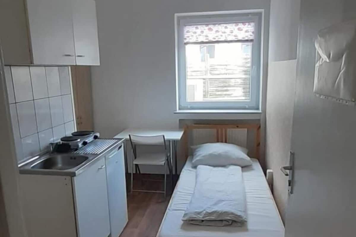 Individually furnished, iron/ironing board, free WiFi