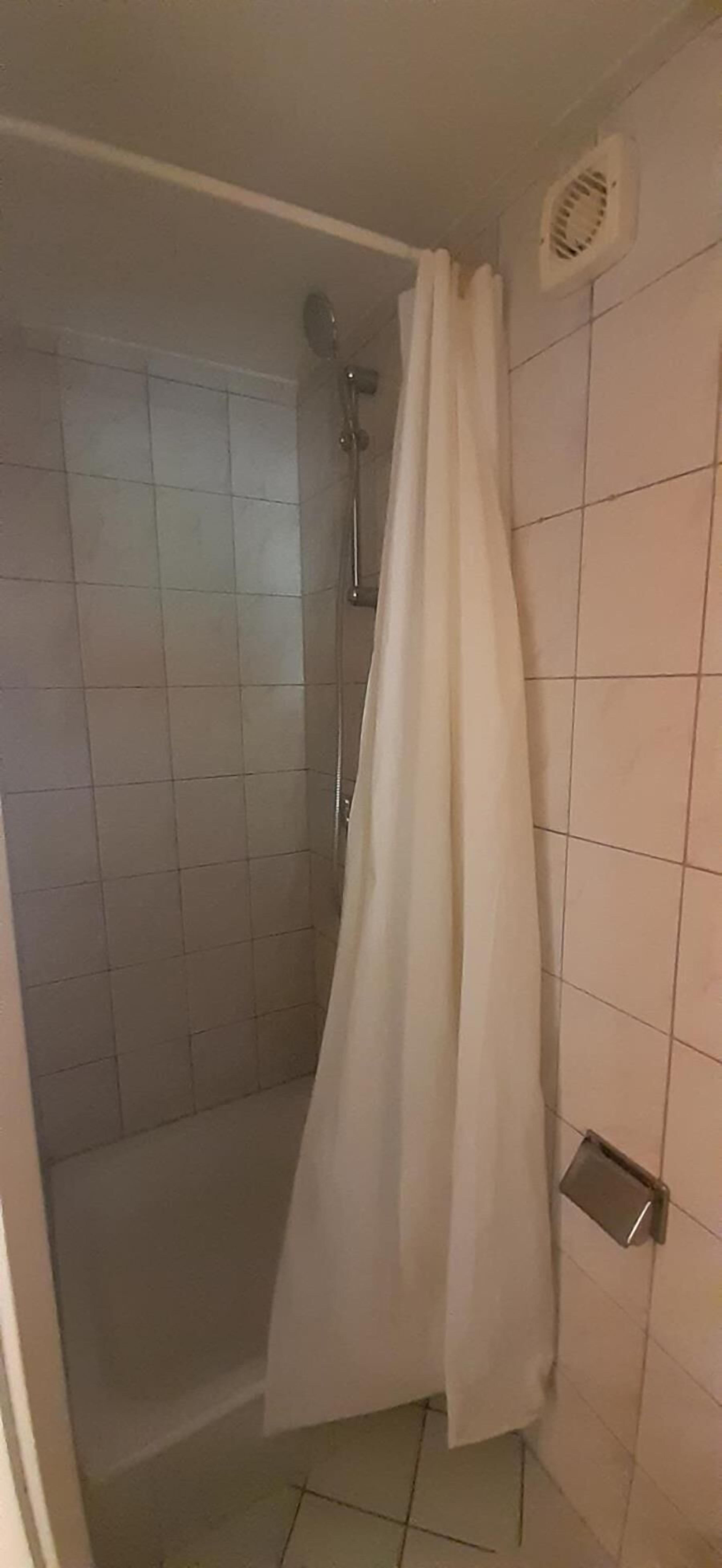 Photo - 2-Rent Group Hostel Apartments EVE74